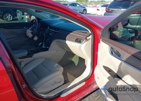 2014 Cadillac Xts Standard z USA, uszkodzony, nr VIN 2G61L5S39E9128088